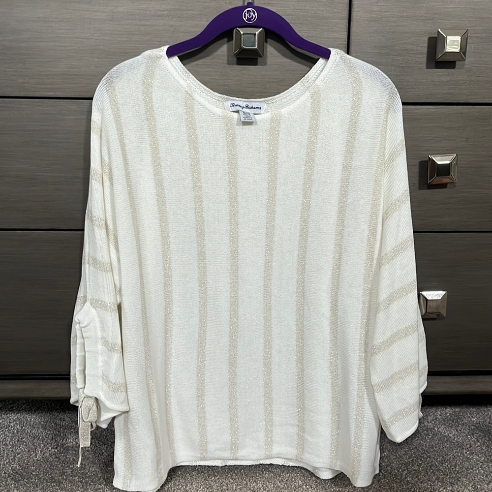 Beautiful sparkly sweater by Tommy Bahama.